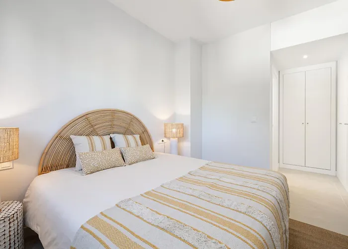 Deluxe With Terrace Aranya By Aora