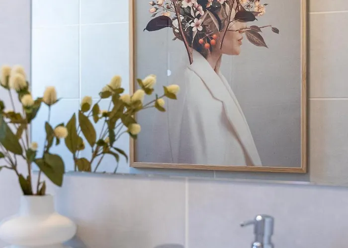 Deluxe With Terrace Aranya By Aora Daire