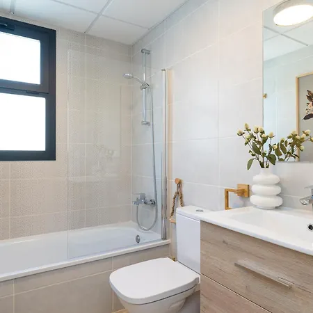 아파트 Deluxe With Terrace Aranya By Aora