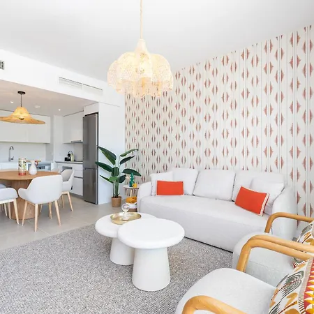 Apartment Deluxe With Terrace Aranya By Aora