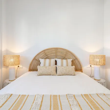 아파트 Deluxe With Terrace Aranya By Aora *