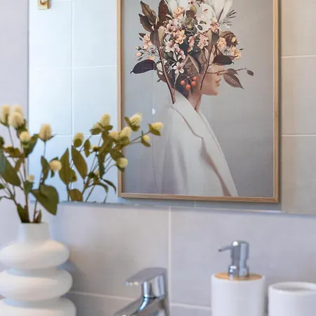 Deluxe With Terrace Aranya By Aora Apartment