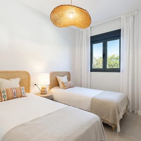 Lejlighed Deluxe With Terrace Aranya By Aora