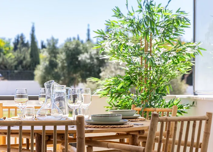 Deluxe With Terrace Aranya By Aora *