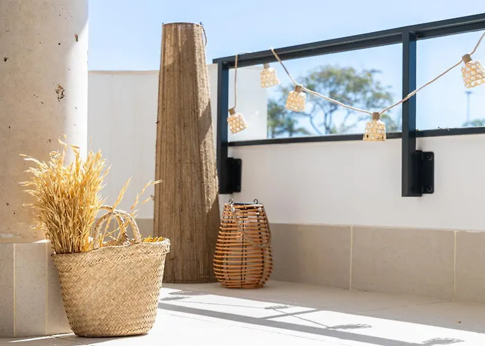 Deluxe With Terrace Aranya By Aora