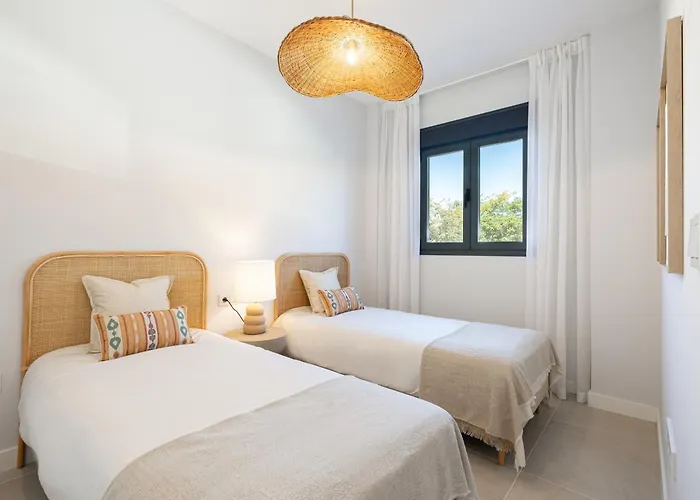 Apartment Deluxe With Terrace Aranya By Aora