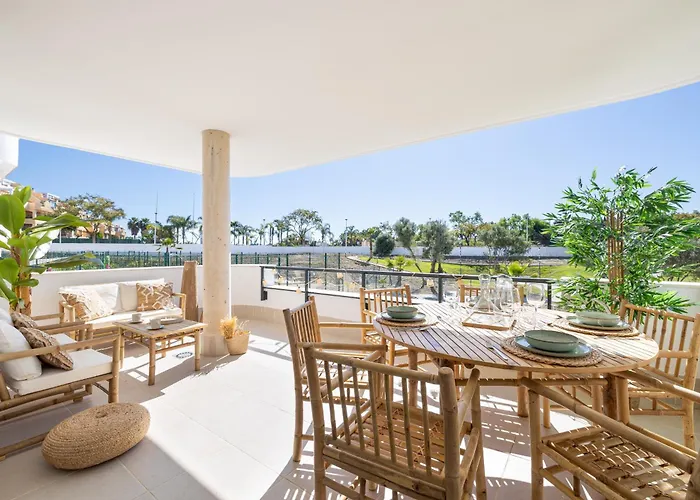 Appartement Deluxe With Terrace Aranya By Aora